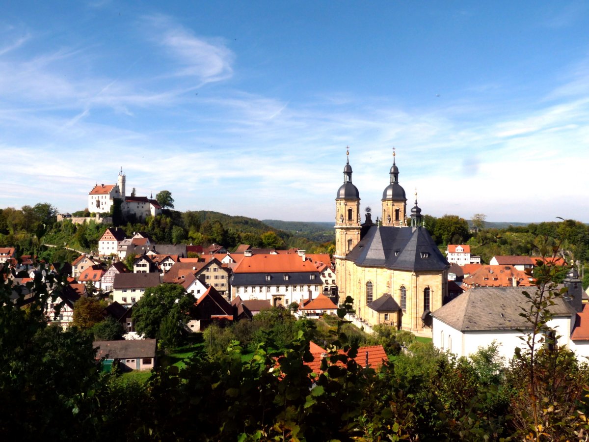 Gößweinstein, Burg und Basilika. Foto: Schubbay