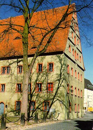 Altes Schulhaus. Foto: Allexkoch